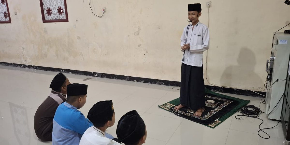 Melawan Kantuk, Mengasah Lidah: Kultum Subuh Jadi Kawah Candradimuka Mubaligh Muda M7