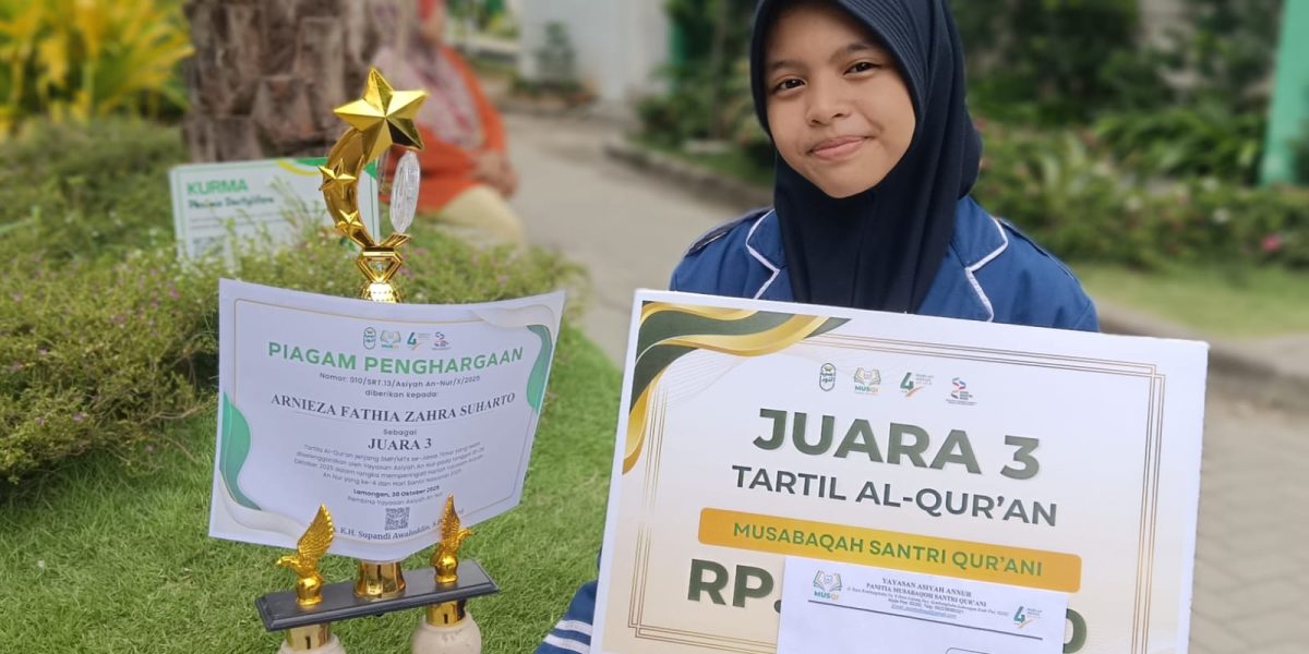 EZA, Murid SMP Muhammadiyah 7 Surabaya, Ukir Prestasi Gemilang di Kancah Jawa Timur: Raih Juara 3 Tartil Musabaqah Santri Qur’ani IV