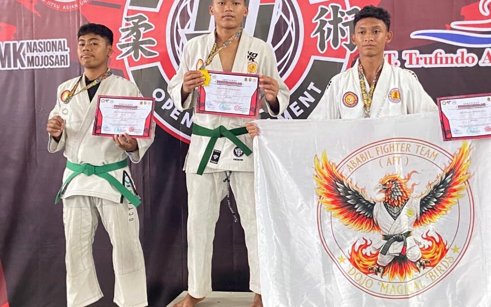 Bukti Pembinaan Unggul! Siswa SMP Muhammadiyah 7 Surabaya Juara 1 Jujitsu Tingkat Nasional