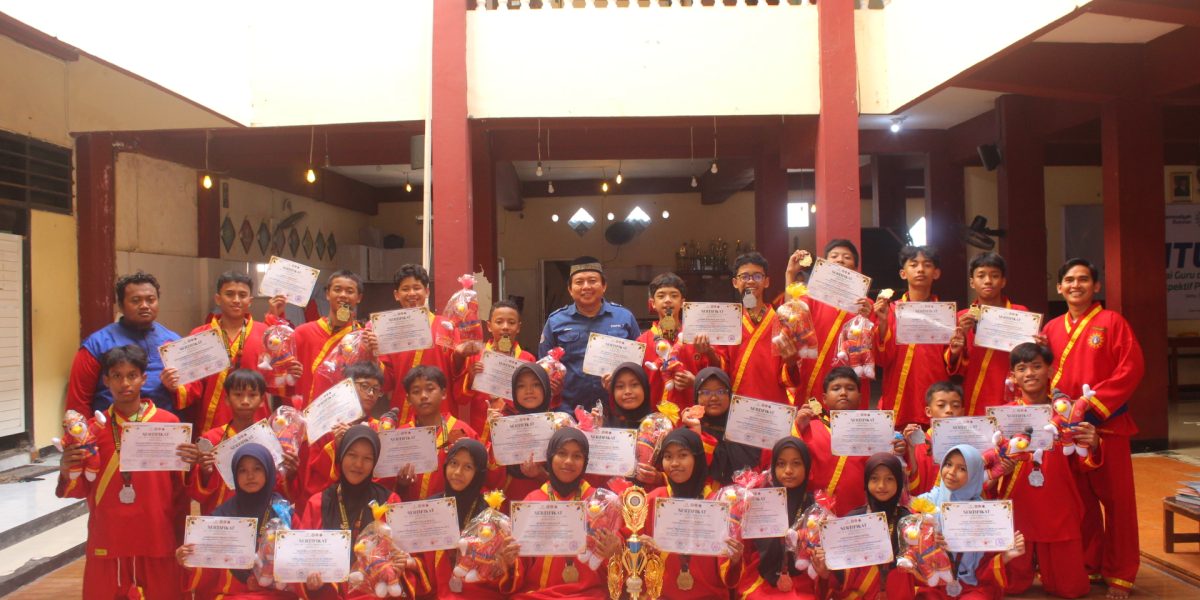 Sekolahnya Para Pemimpin Boyong Juara Umum di UNAIR Cup XVI 2026