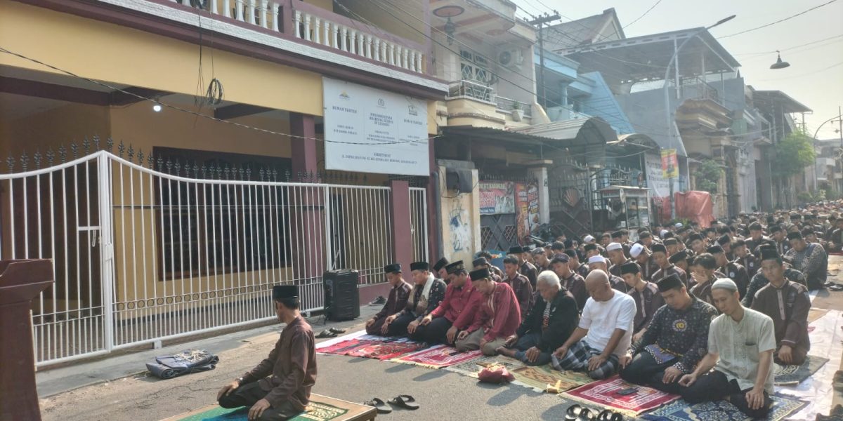 Sekolahnya Para Pemimpin Mengetuk Pintu Langit: Pecah Tangis dan Istighfar Kirim Doa Menembus Asap Kalimantan